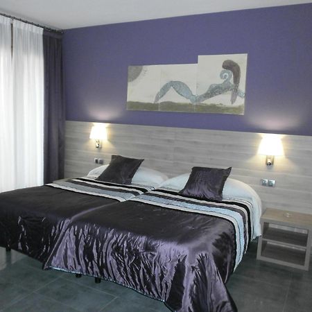 Hotel Victor Rialp Exterior foto