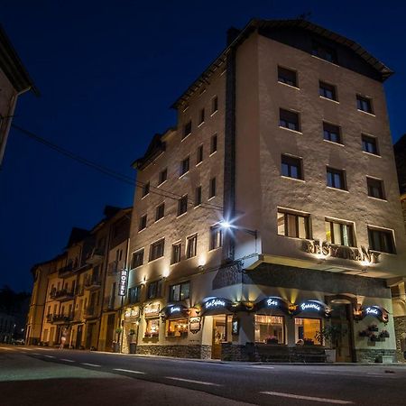 Hotel Victor Rialp Exterior foto