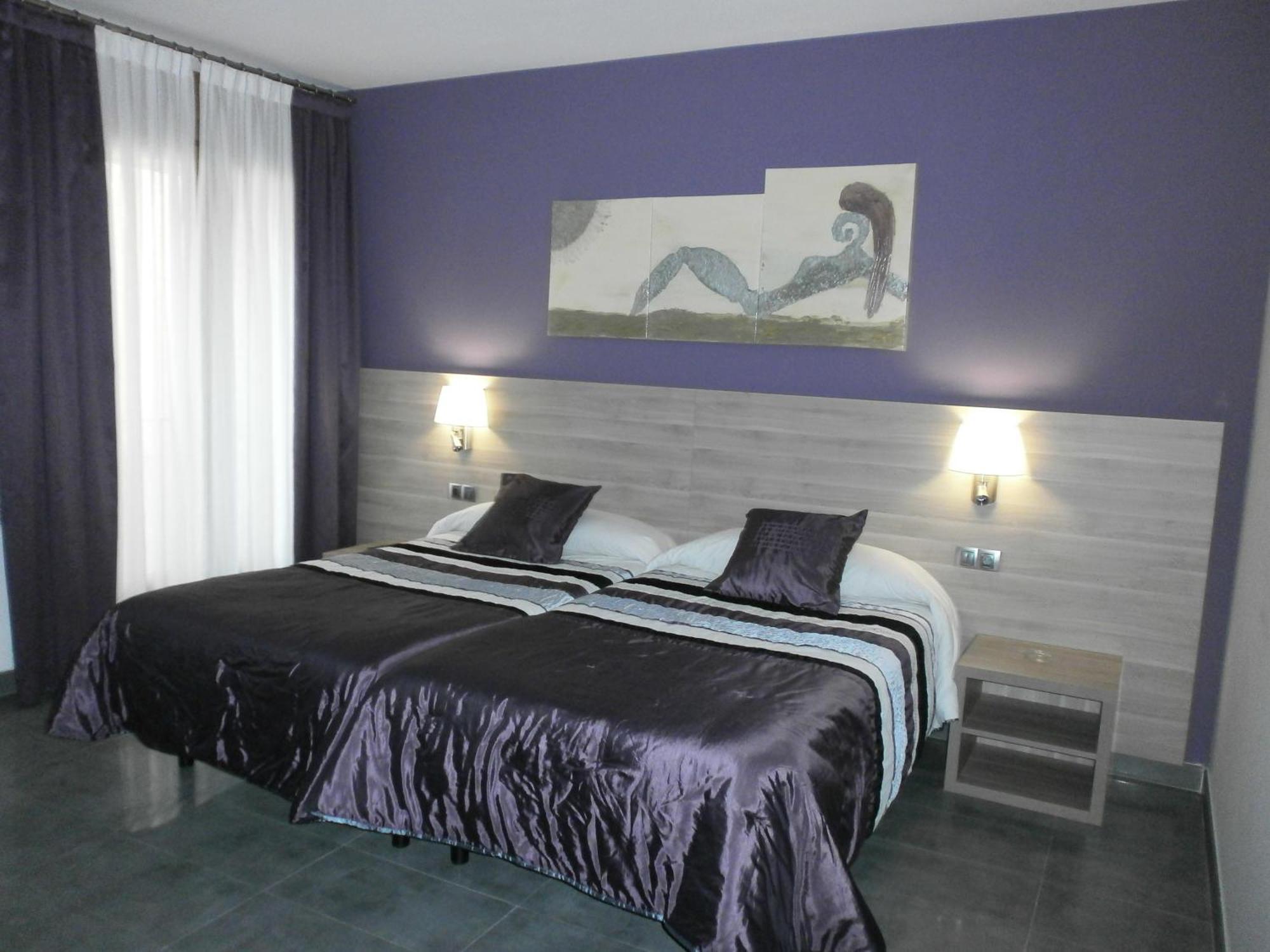 Hotel Victor Rialp Exterior foto