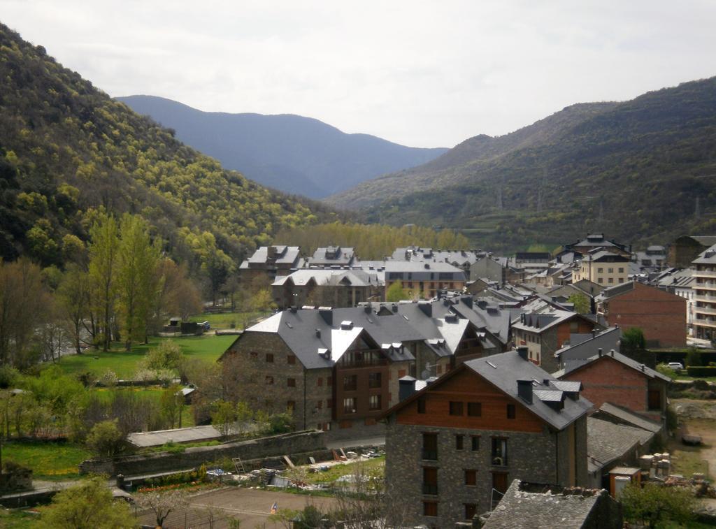 Hotel Victor Rialp Exterior foto
